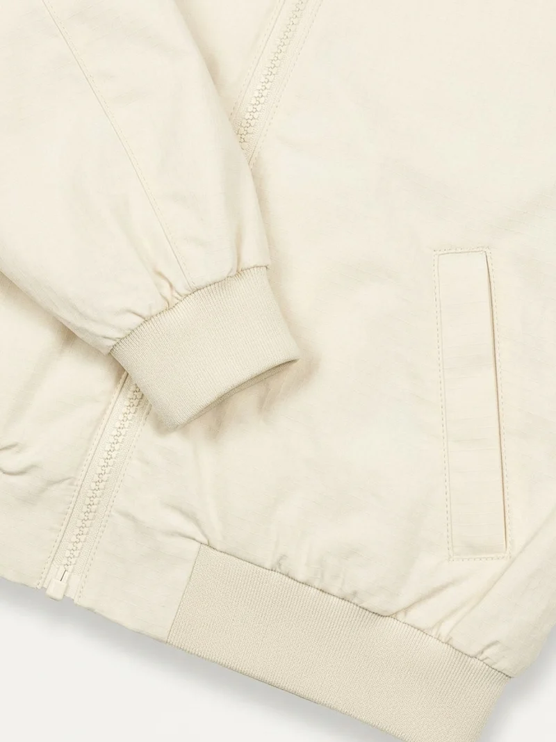 Jacke Weiß