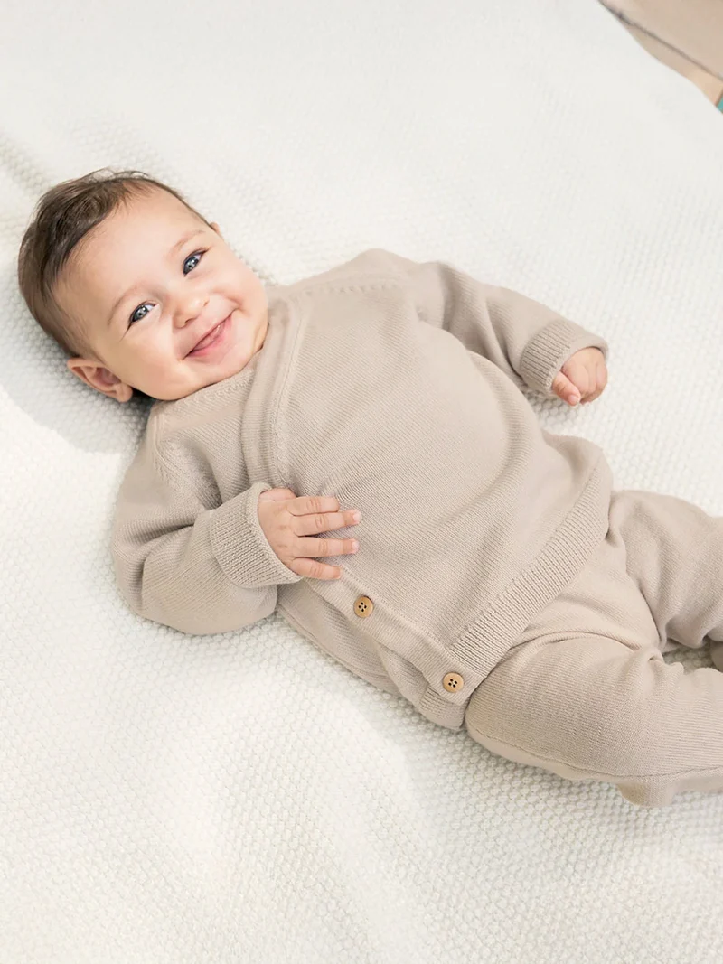 THE WOOLLY BABY JACKET - sand