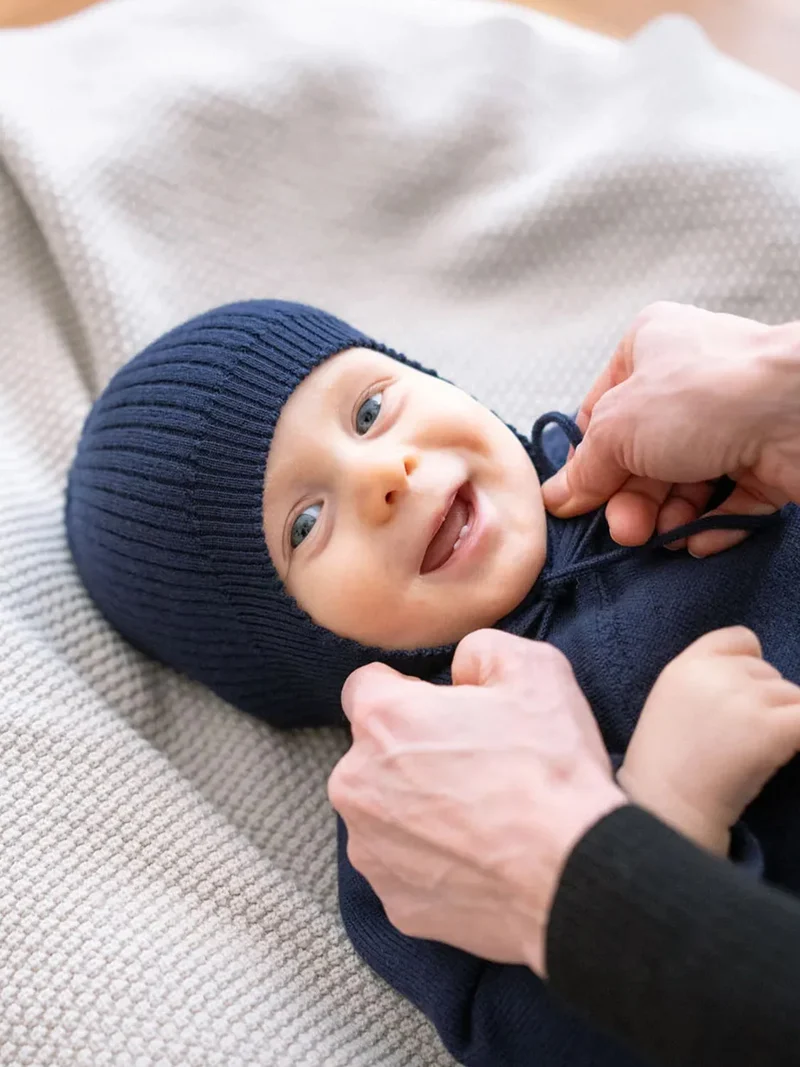THE WOOLLY BABY HAT - midnight blue