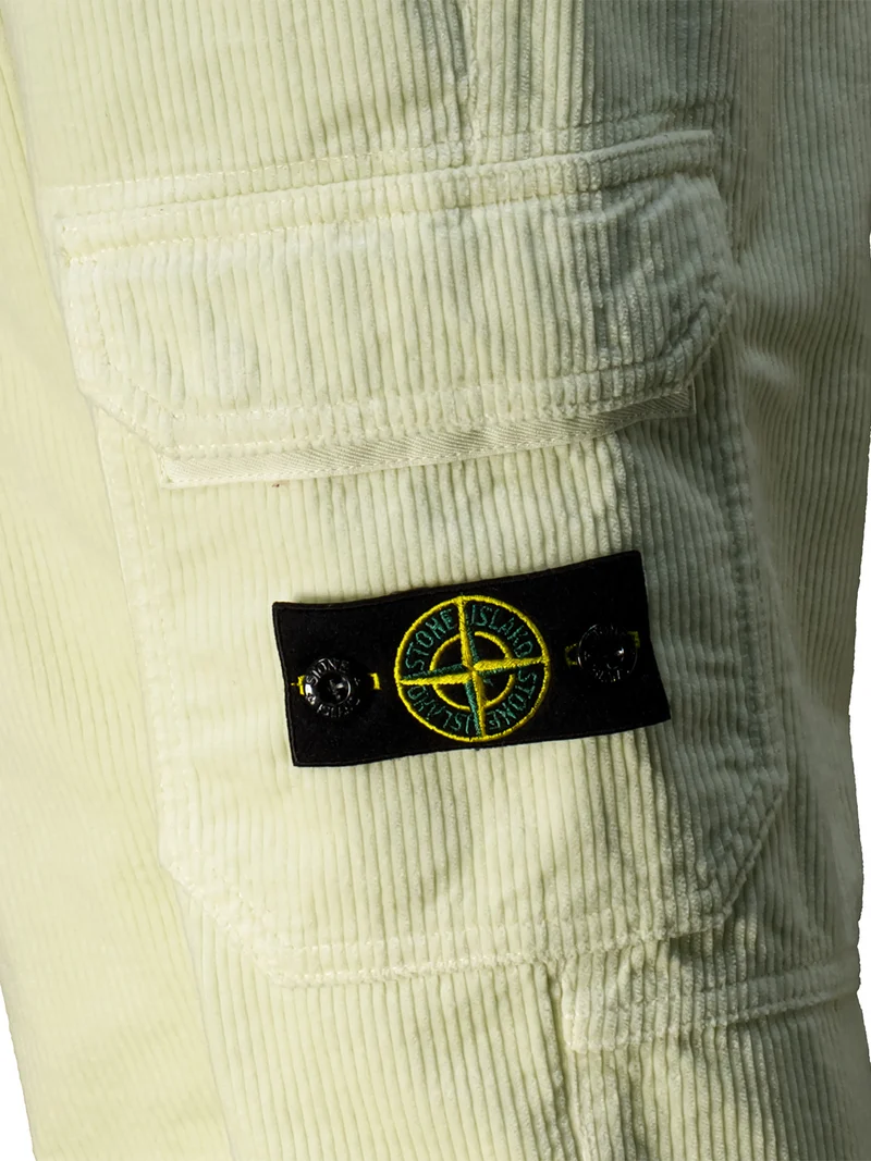 Cordhose Cremeweiß