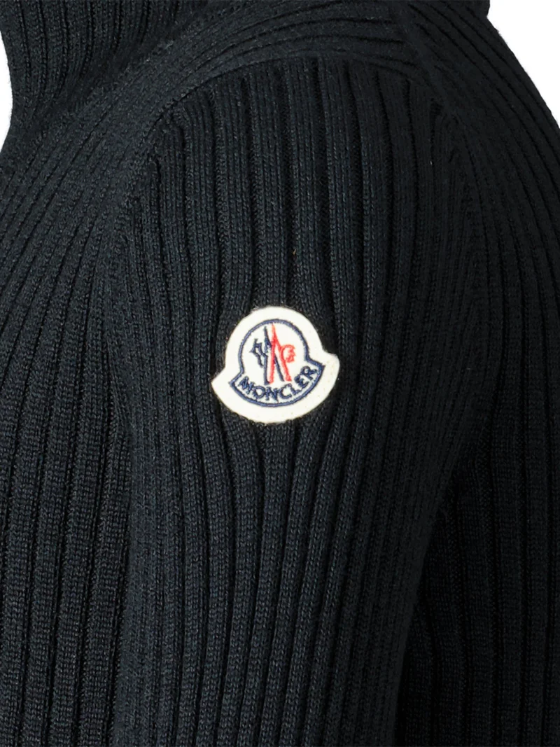Pullover Schwarz