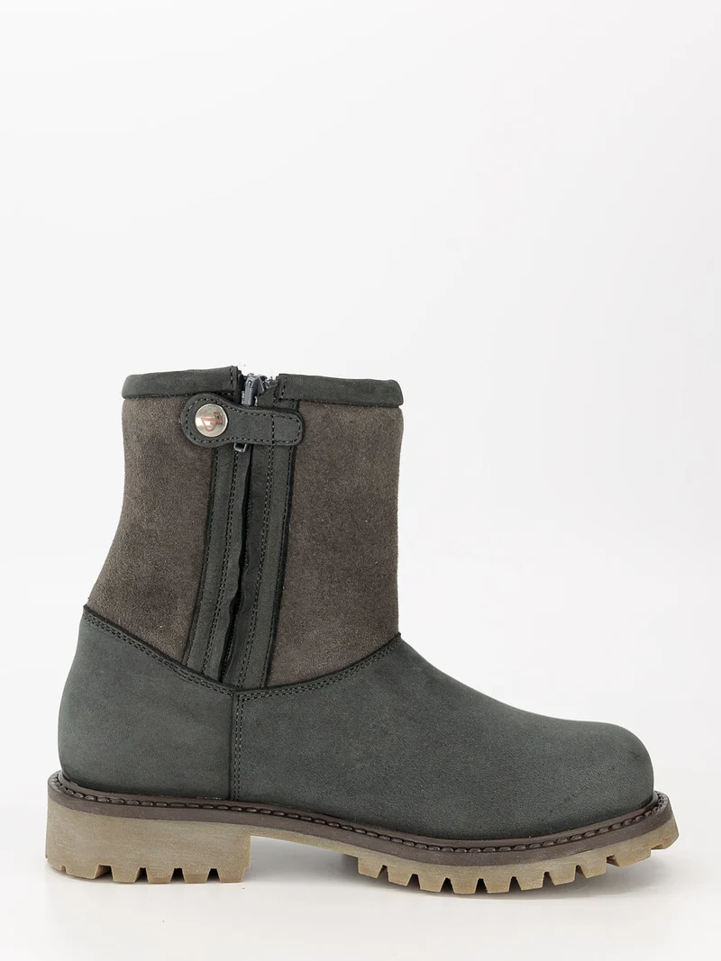 Stiefel Grau