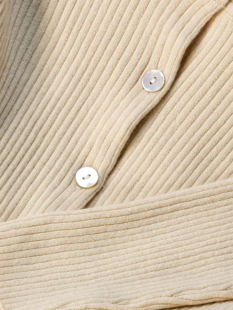 Strickjacke Giselle Beige