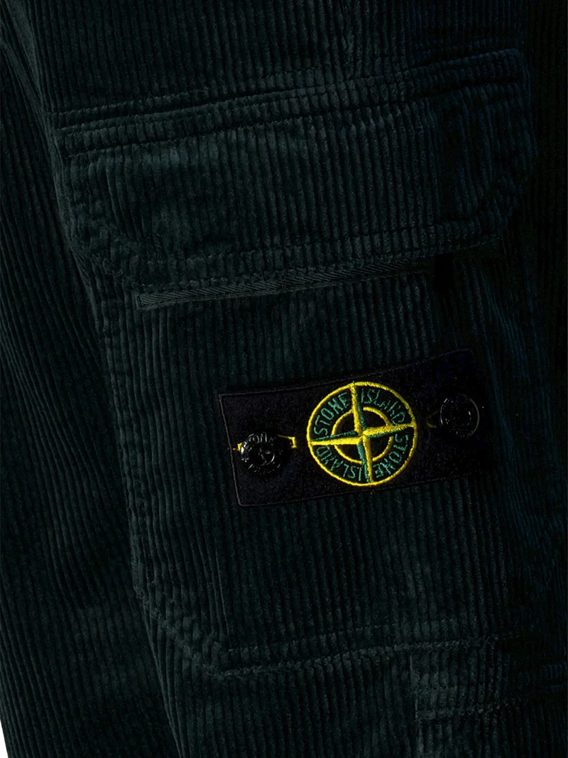 Cordhose Grün